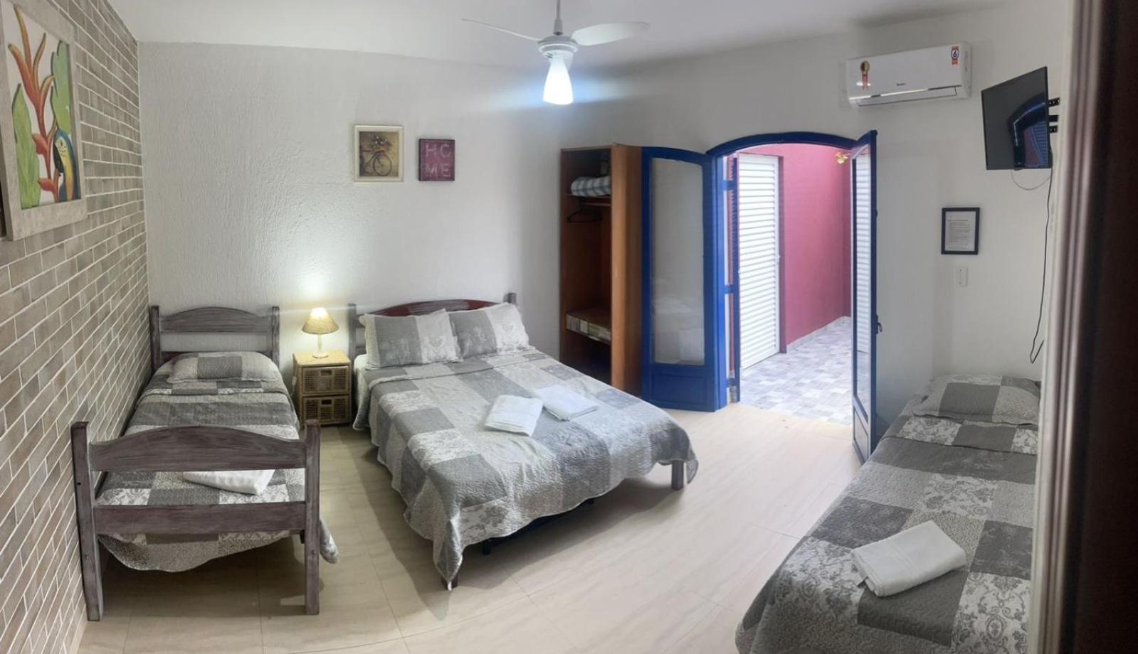 Villa Di Verona Charm Hotel Guarujá Rum bild