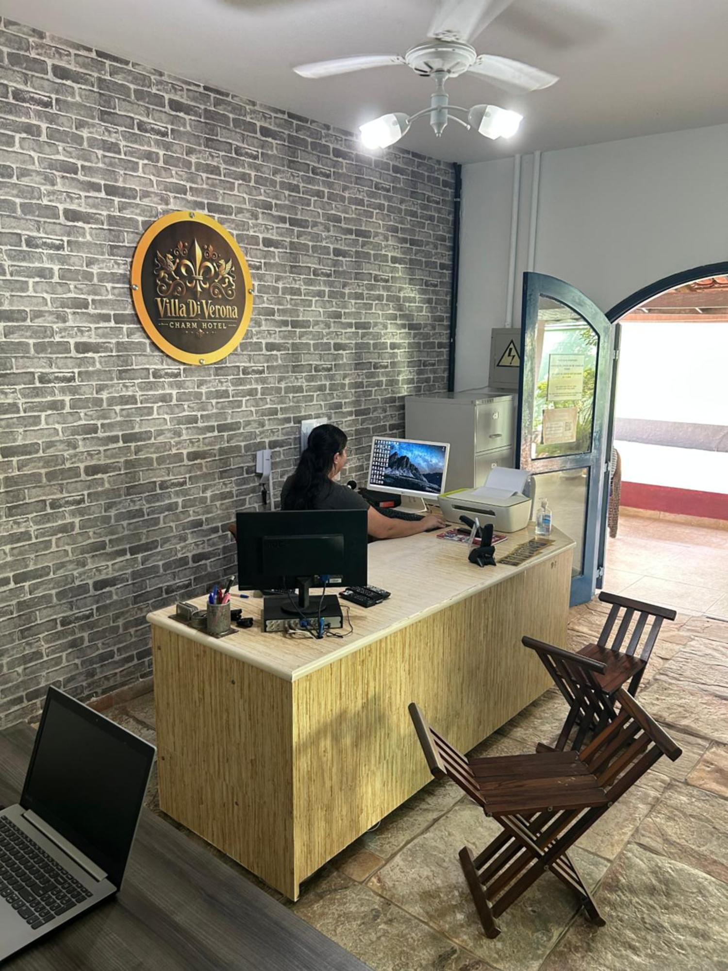 Villa Di Verona Charm Hotel Guarujá Exteriör bild